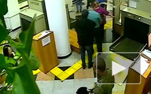 В Хабаровске задержали россиянку, которая хотела вывезти в Китай 1 кг ртути