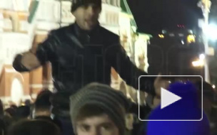 Видео новогодней лезгинки на Красной площади взорвало интернет