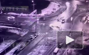 В полицейской машине пострадали водитель и пассажиры в результате ДТП на Морской набережной