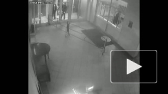 Неизвестный открыл стрельбу в московском кафе из автомата