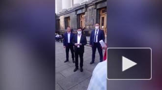 У офиса Зеленского шахтеры проводят акцию протеста