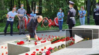 Выборжцы приняли участие во всероссийской акции «Свеча памяти»