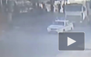 Жуткое видео из Волгограда: фура переехала пешехода