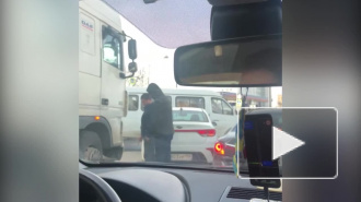 Фура влетела в иномарку в Красногвардейском районе