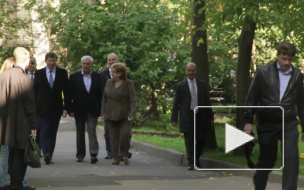 Выборы губернатора Санкт-Петербурга 2014 продолжаются, онлайн трансляцию можно смотреть в интернете