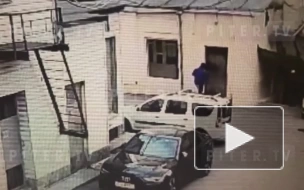Автомобиль с СВУ, обнаруженный на Киевской улице, принадлежал налетчикам 