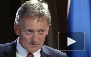 Песков прокомментировал желание части молодежи уехать за границу