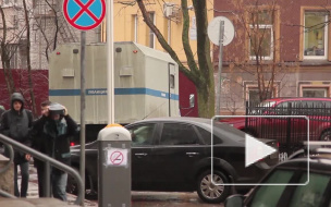 Администратор борделя на Непокоренных ножом ранил недовольного клиента