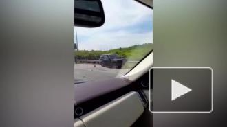 Range Rover влетел в военный КамАЗ на Новоприозерском шоссе