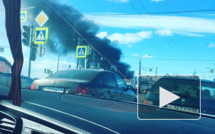 В Московском районе сильный пожар: горят склады