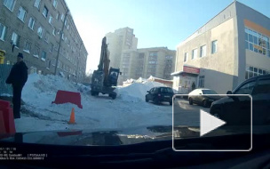 Беспредел экскаватора в Уфе попал на видео