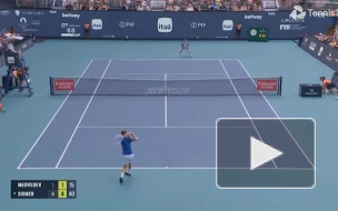 Медведев проиграл Синнеру в полуфинале теннисного "Мастерса" в Майами