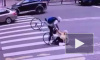 Велосипедист в центре города сбил бабушку и скрылся 