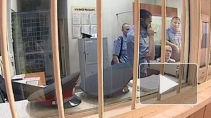 Солистка группы "Слот" Дарья Ставрович давно знала парня, который изрезал ее ножом