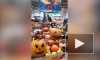 В петербургском супермаркете хэллоуинские тыквы оскорбили религиозные чувства покупательницы