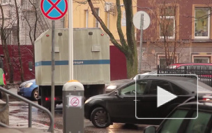 Во дворе дома на Фонтанке нашли труп женщины с открытыми переломами ног