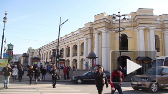 Из-за пожара в щитке на площади Восстания погасли светофоры, на Невском проспекте растянулась пробка