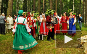 27 апреля верующие отмечают Красную горку — «праздник невест»