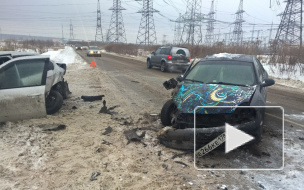 Очевидец снял последствие ДТП с двумя легковушками в Новосергеевке