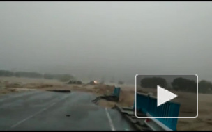 В Хаcанском районе непогода разрушила мост