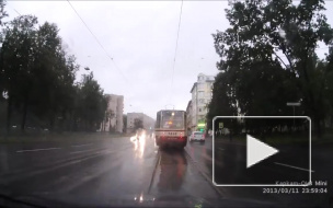 Получила зонтиком.