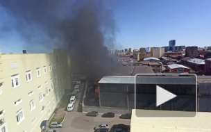  Из горящего цеха на Новгородской эвакуировали семь человек 