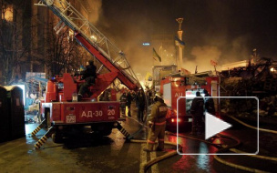 На Фурштатской улице тушили пожар на стройке
