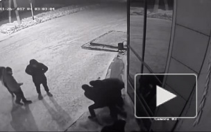 Смертельная поножовщина в Кузбассе попала на видео