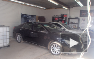 В Петербурге нашли тайник угнанных Toyota Camry через четыре часа после пропажи машины