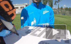 Дети придумали, как получить автографы у игроков "Зенита" в Удельном парке