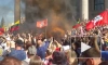 Протестующие у Сейма не дают депутатам покинуть здание 