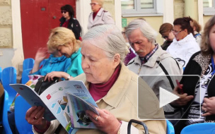 Книжный салон в Петербурге посетили более 250 тысяч человек‍