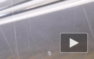 На открывшейся станции метро "Дунайская" протекла крыша