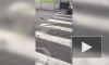 Видео: детали иномарки разлетелись по улице Книпович после ДТП