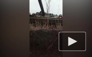 Челябинский депутат Веклич показал на видео способ подорвать танк пачкой сигарет