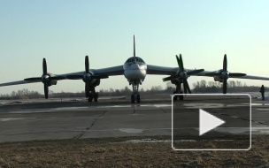 Российский Ту-95МС ушел из-под ракетного удара