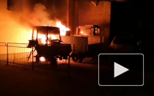 Видео: на Восстания сгорели трактор и УАЗ