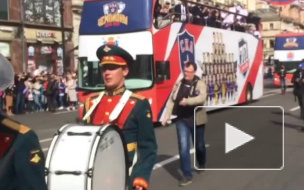 Видео: Петербуржцы отметили триумф СКА чемпионским парадом