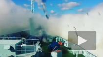 Петербургский шторм настиг ледокол "Арктика"
