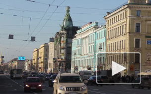 Женщина-нарушительница угодила под колеса иномарки на Невском проспекте