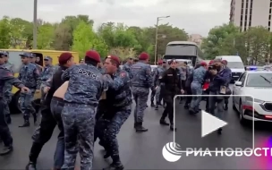 Полиция Армении задержала 125 участников акции протеста в центре Еревана