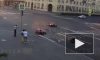 Момент столкновения мотоциклистов на Краснопутиловской попал на видео