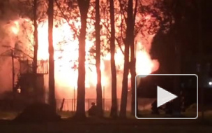 Ночью на Крестовском острове горел павильон