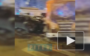Полиция Петербурга объявила розыск пассажиров BMW, устроившего аварию с маршруткой