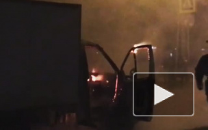 В Москве на Измайловском бульваре дотла выгорела "Газель" (видео)