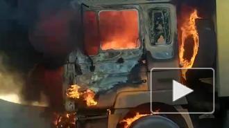 Видео: на юге ЗСД сгорела кабина грузовика