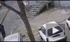 Во Владивостоке водитель насмерть сбил женщину и маленького ребенка на тротуаре
