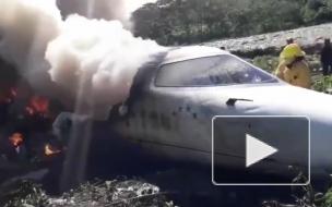 В Мексике шесть человек погибли в результате крушения самолета