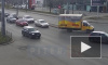 Видео: ДТП с "Газелью" на Маршала Захарова перегородило дорогу