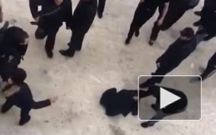 Массовая драка полиции с махачкалинцами попала на видео